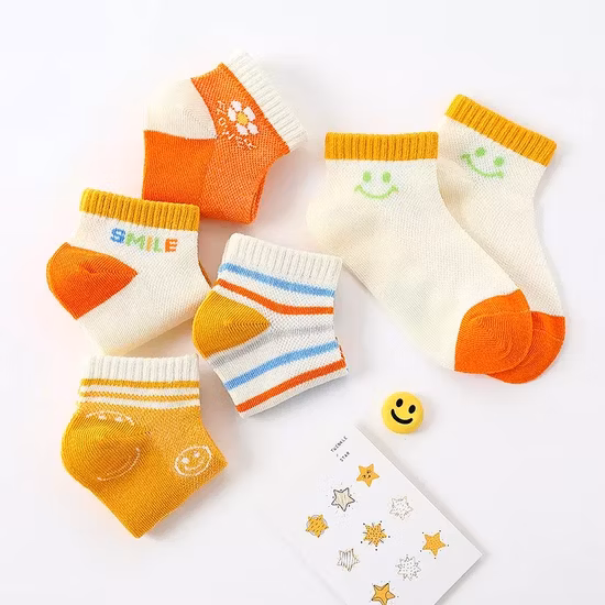 Children&prime;s Cotton Socks Boys Girls Smiling Face Trendy Medium Tube Socks Candy Color Baby Socks